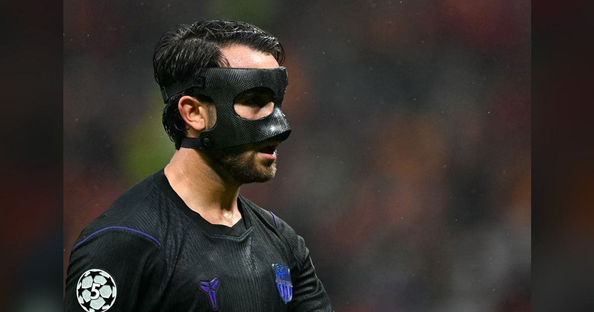 Barcelona dealt double injury blow to defensive unit