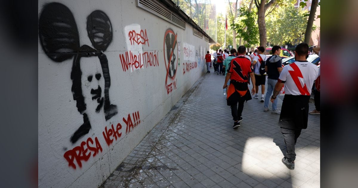 Rayo Vallecano vs Athletic Club Abandoned Following Intense Fan Protests