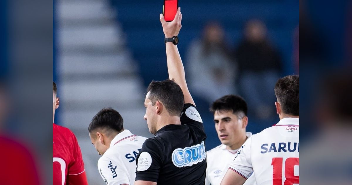 Uruguay Tests New Virtual Referee Card System