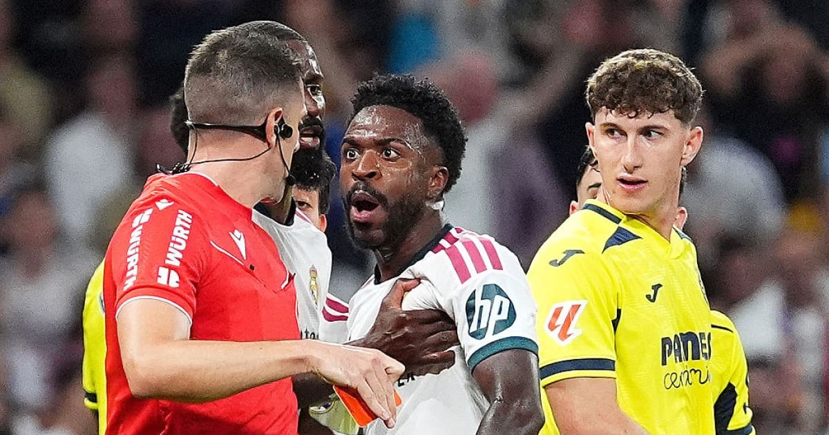 Vinicius Junior Faces Potential El Clasico Ban After Red Card Against Villarreal